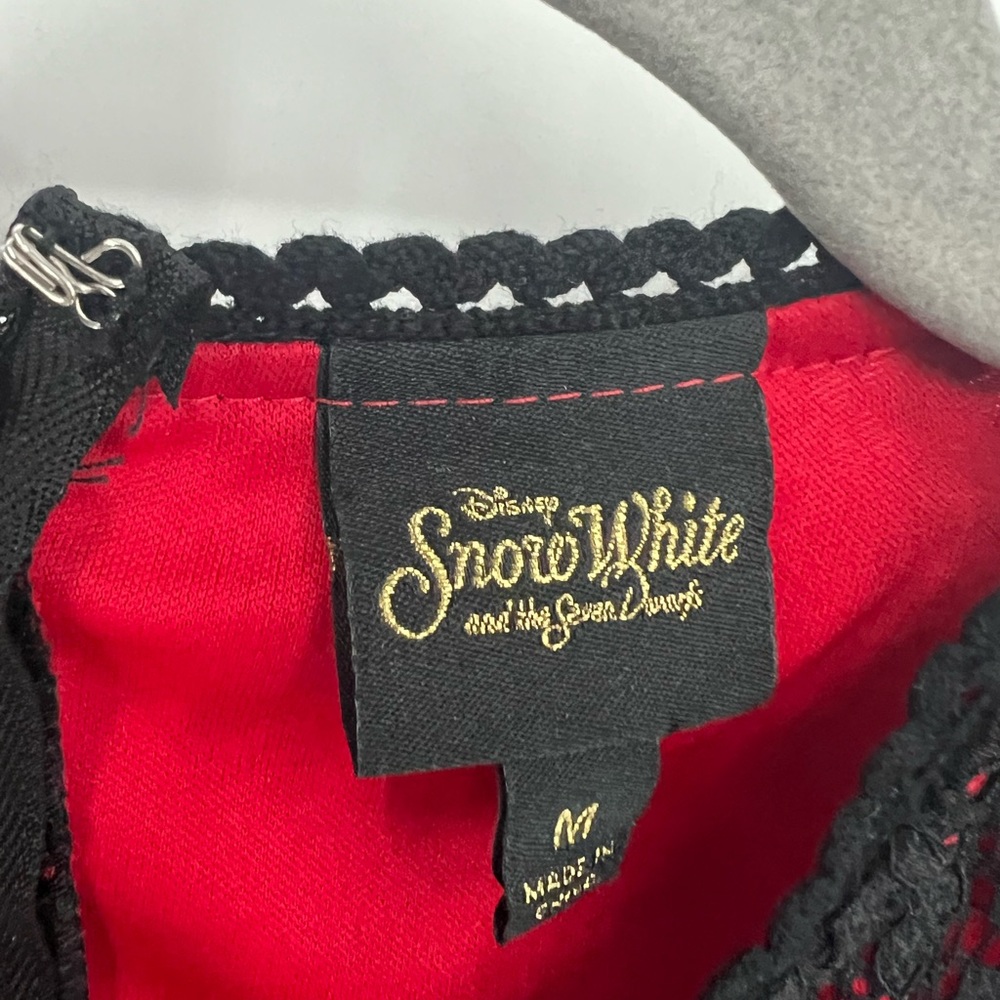 Disney Princess Snow White black and red lace dress - Picture 9 of 10